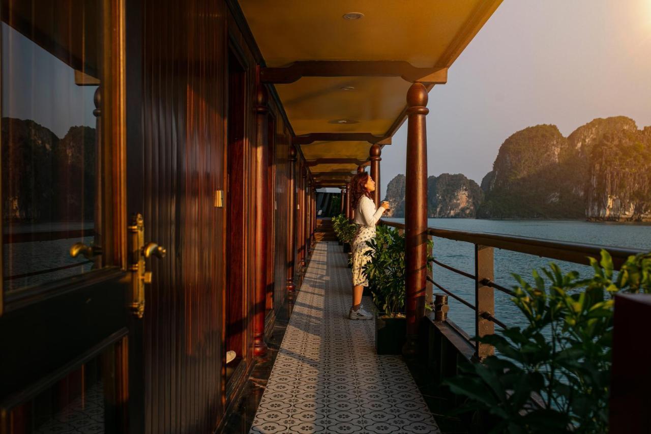 Отель Nostalgia Halong Cruise Халонг Экстерьер фото